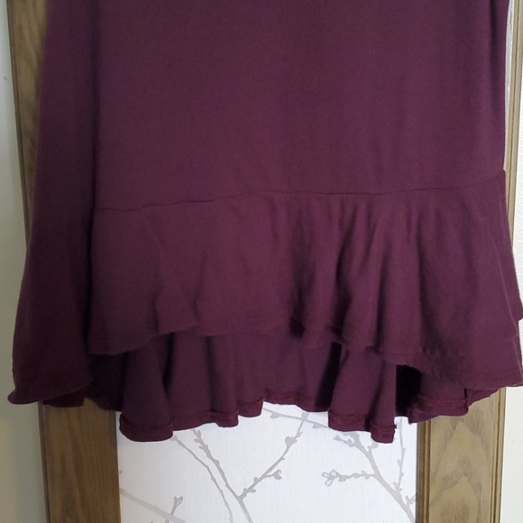 American Eagle Ruffle Hem Tank Top - Picture 2 of 5